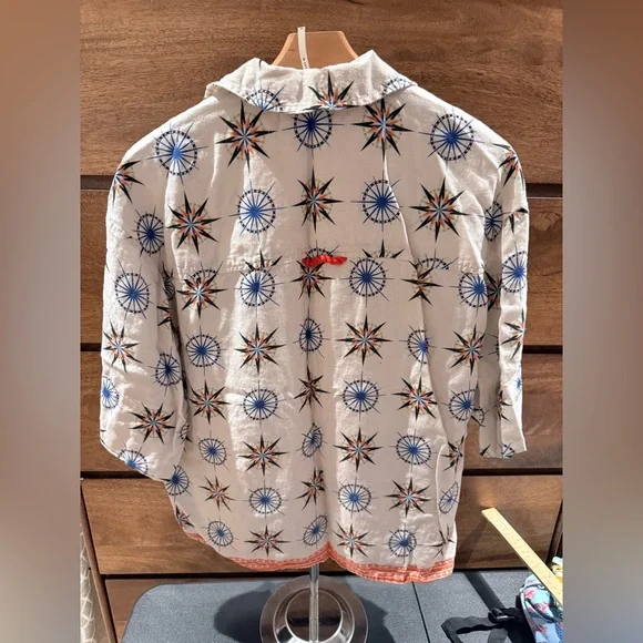 By Anthropologie Printed Short-Sleeve Linen Buttondown Shirt Top Cream compass - Picture 5 of 11